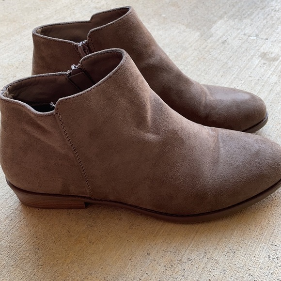 Fall boots - Picture 4 of 4